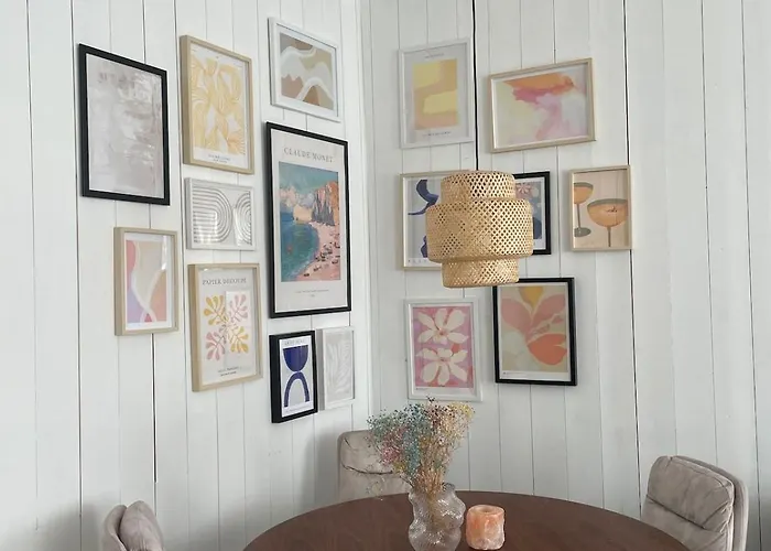 Modern And Cosy In Centre Bergen