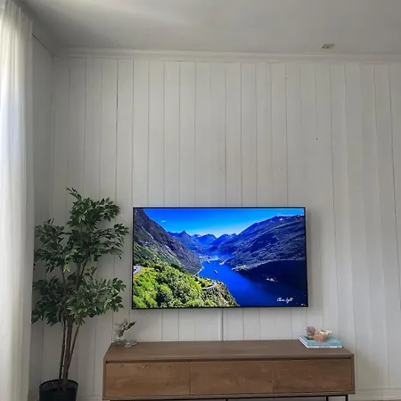 Modern And Cosy In Centre Lägenhet